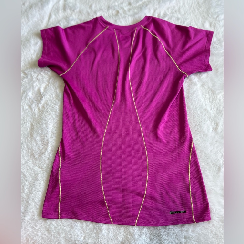 🎉HP🎉The North Face Women's Magenta Short Sleeve Tee Flash Dry sz:XS - Picture 4 of 5